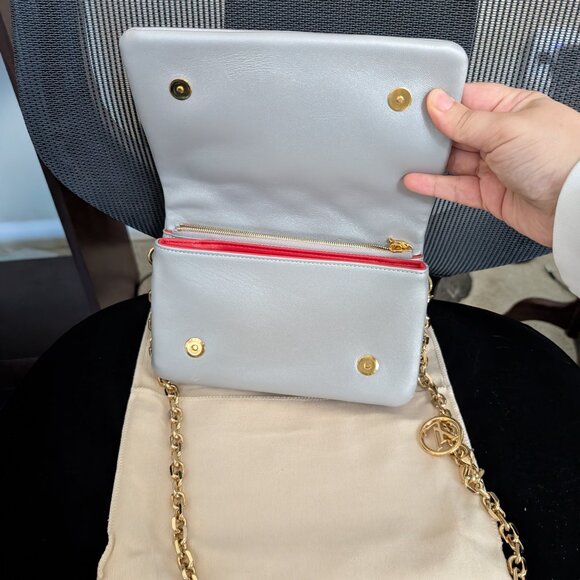 Louis Vuitton Pochette Cousin Handbag, Silver with gold chain - Picture 3 of 8